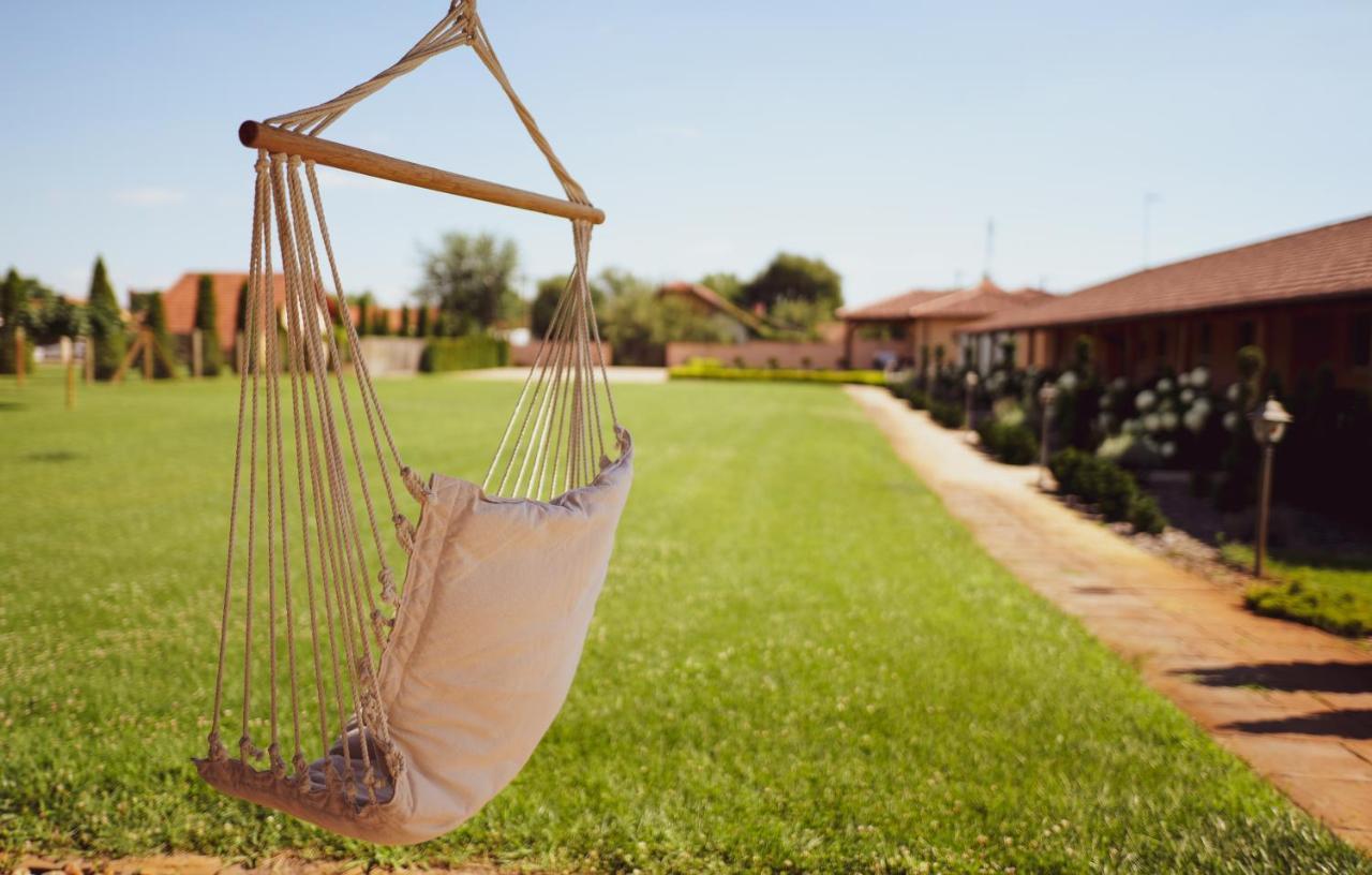 Relax Apartmanház Mórahalom Exteriér fotografie
